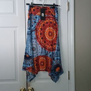 Women's Flowy Handkerchief Hemline Midi Skirt - Medallion Print boho Sz S NWT